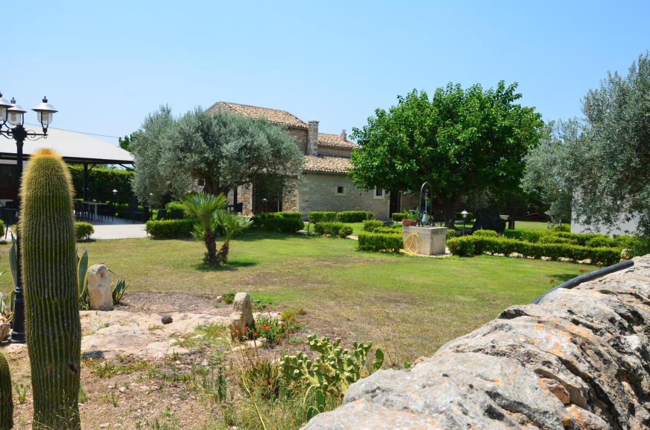 Serravalle Relais & Country Villa With Private Pool - Esclusive Use Chiaramonte Gulfi Exterior foto