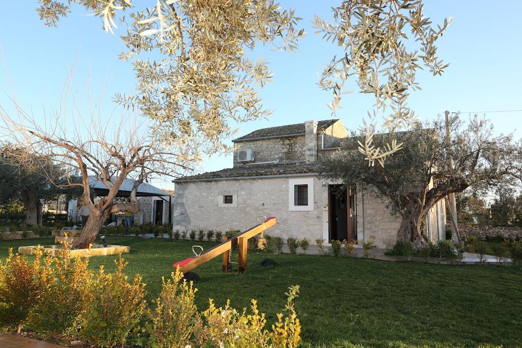 Serravalle Relais & Country Villa With Private Pool - Esclusive Use Chiaramonte Gulfi Cameră foto