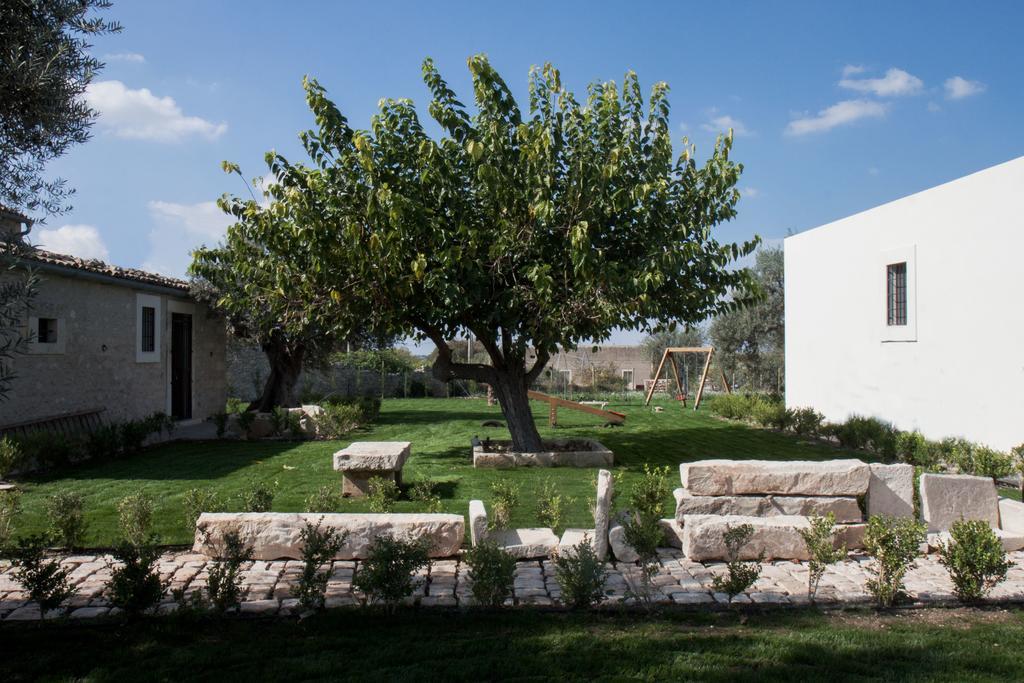 Serravalle Relais & Country Villa With Private Pool - Esclusive Use Chiaramonte Gulfi Exterior foto