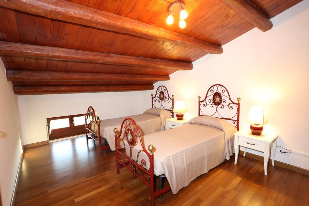 Serravalle Relais & Country Villa With Private Pool - Esclusive Use Chiaramonte Gulfi Exterior foto